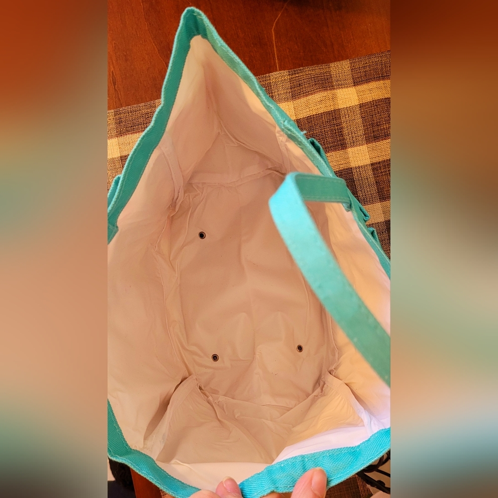 Tote - Picture 2 of 2